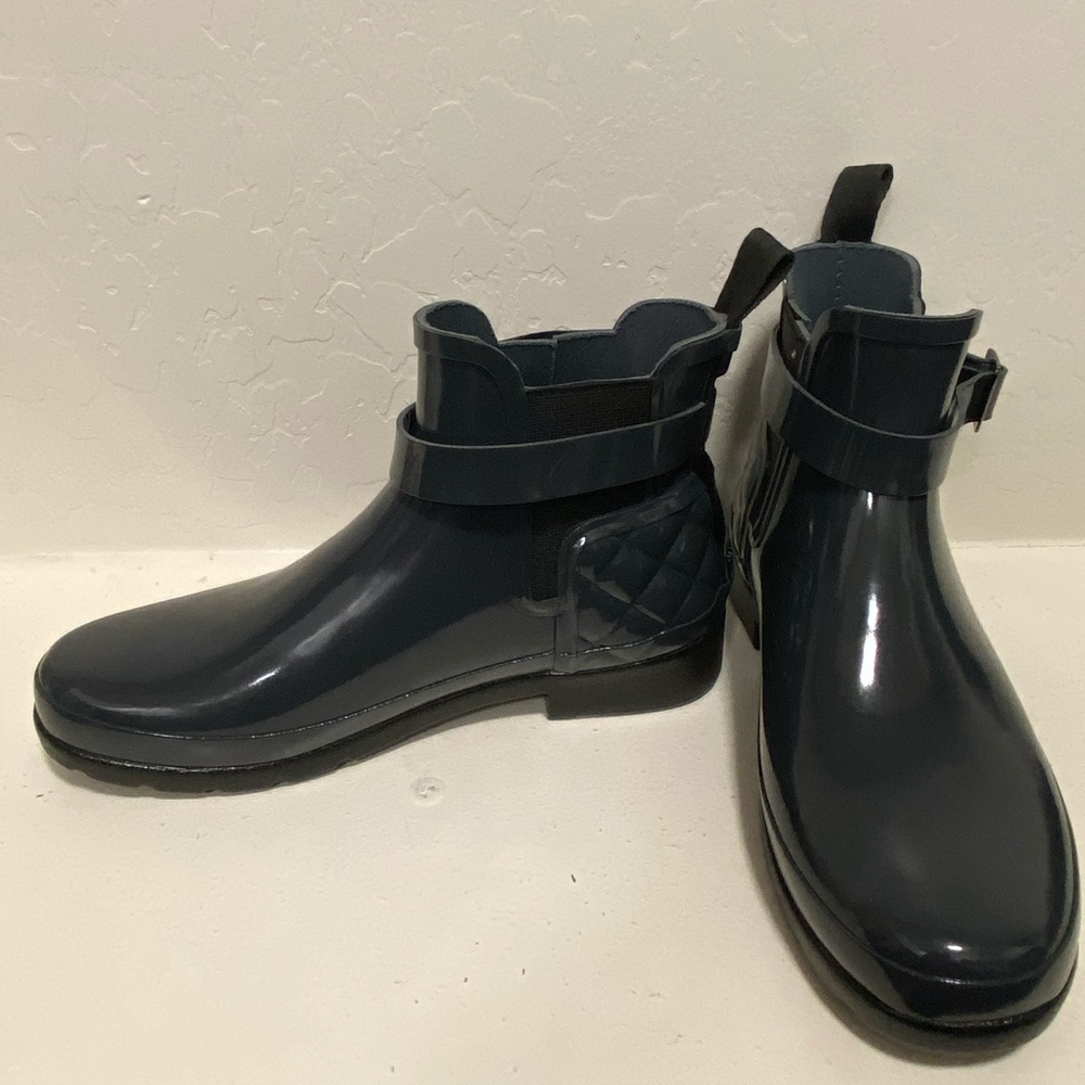 Hunter Women's Fit Quilted Gloss Chelsea Boots